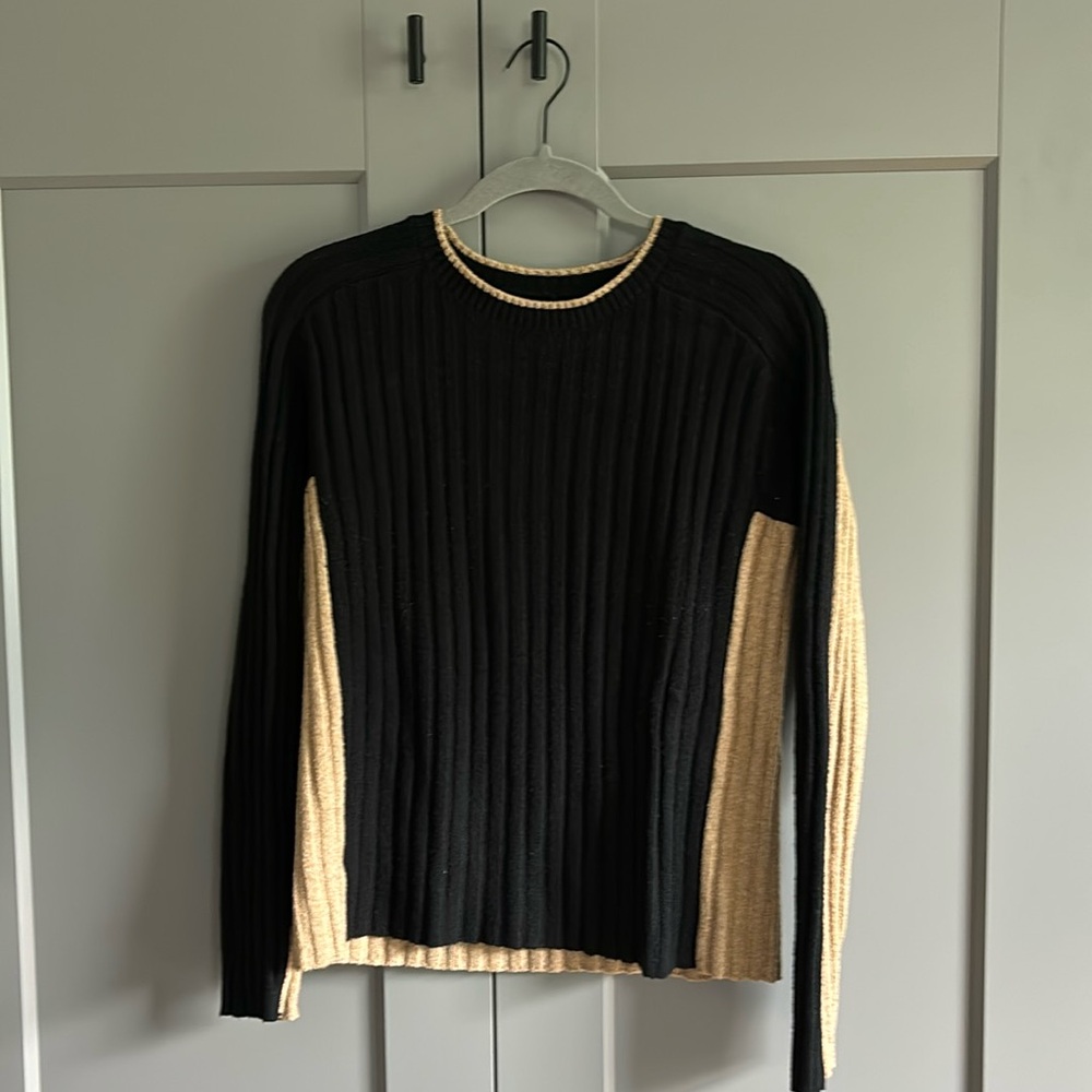 LOFT • Ribbed Contrast Back Sweater